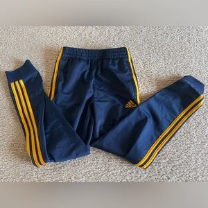 Adidas Boys Sweatpants | 10/12